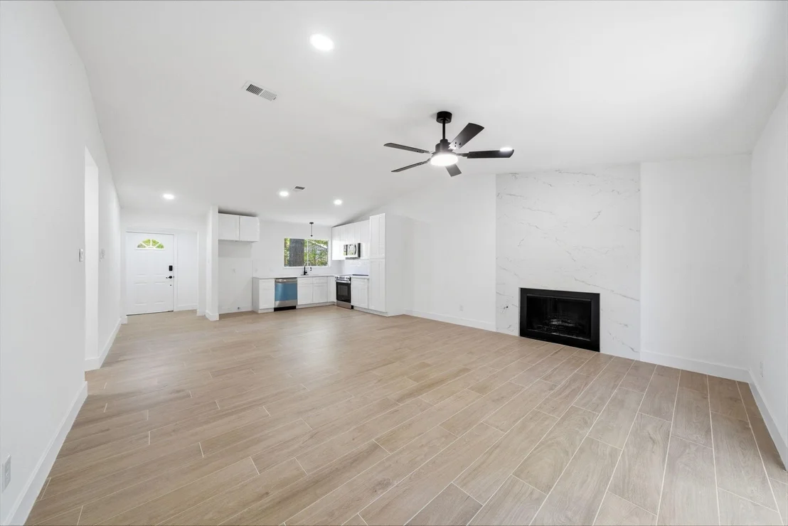 Photo of 1704 N Red Cedar Circle