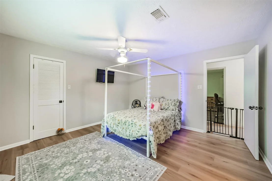 Photo of 7618 Hurst Forest Drive