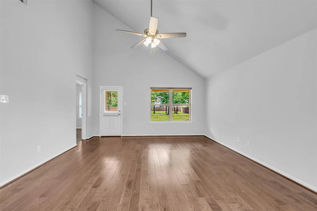 Photo of 9199 White Tail Drive