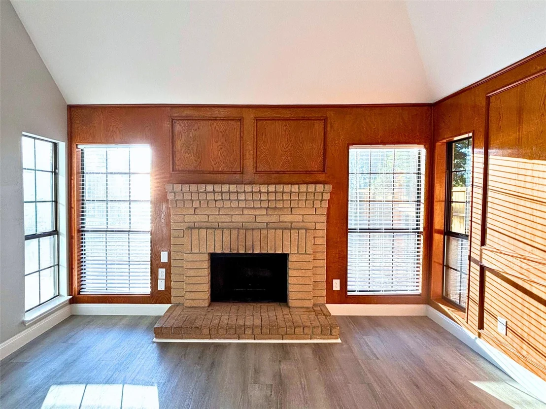 Photo of 2602 Hummingbird Lane