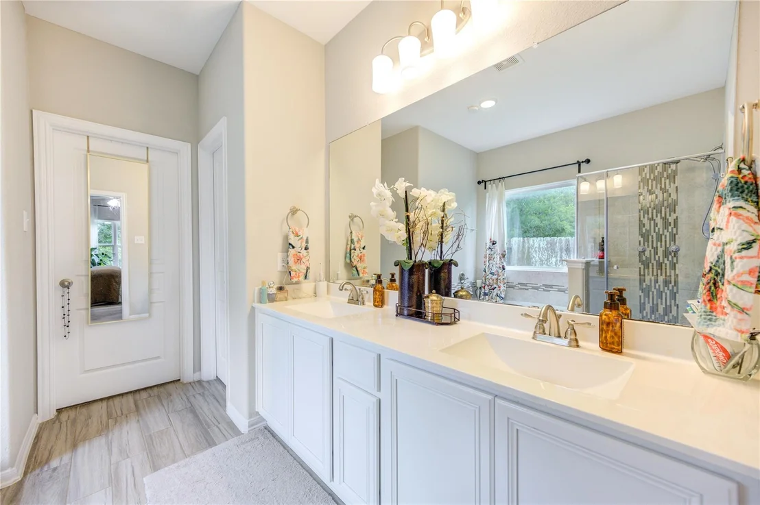 Photo of 5323 Rivers Edge Drive