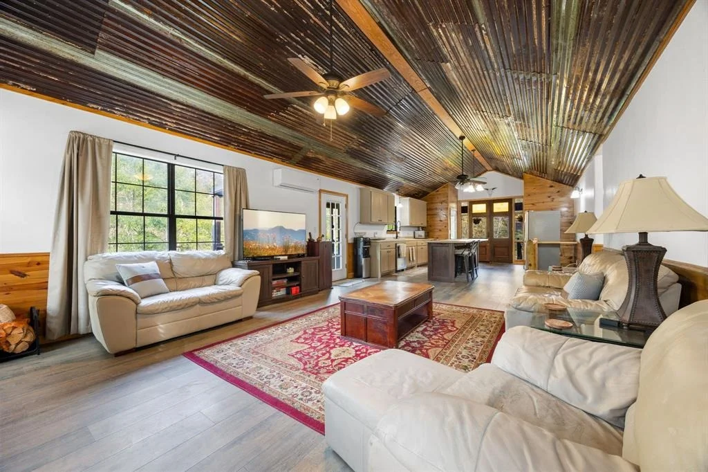 Photo of 451 Spring Ridge Road