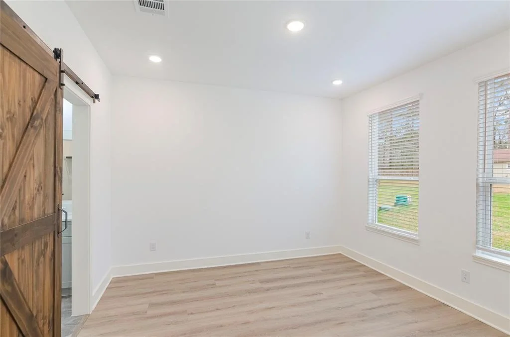 Photo of 15372 Coaltown