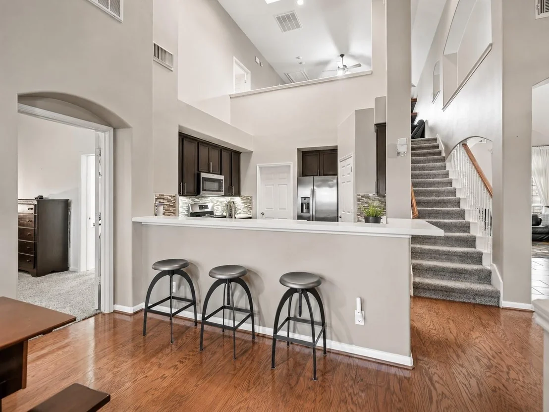 Photo of 4026 Chestnut Bend