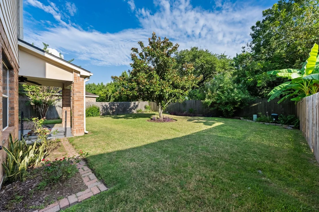 Photo of 7909 Silver Oak Drive