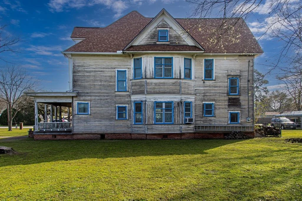 Photo of 406 7th Street