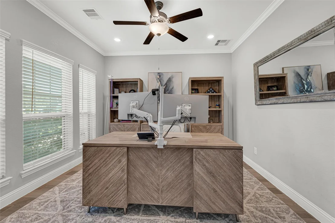 Photo of 6023 Verde Place Lane