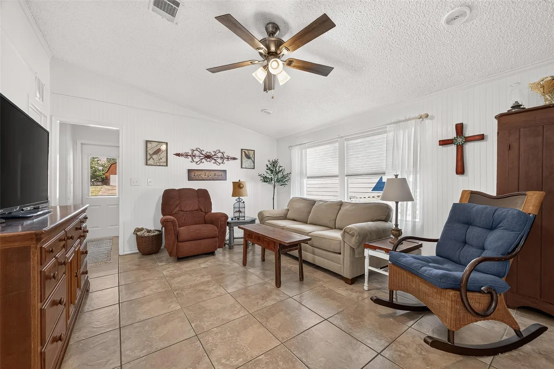 Photo of 14174 Shadow Bay Drive