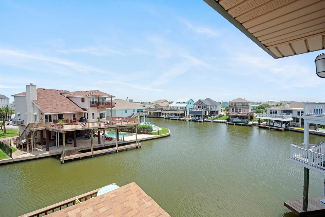 Photo of 207 Easterly Drive