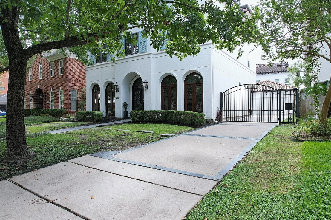 Photo of 6015 Floyd Street