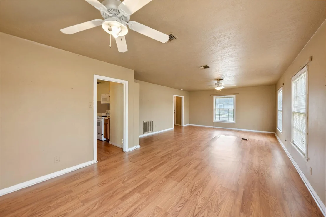 Photo of 810 Main Street