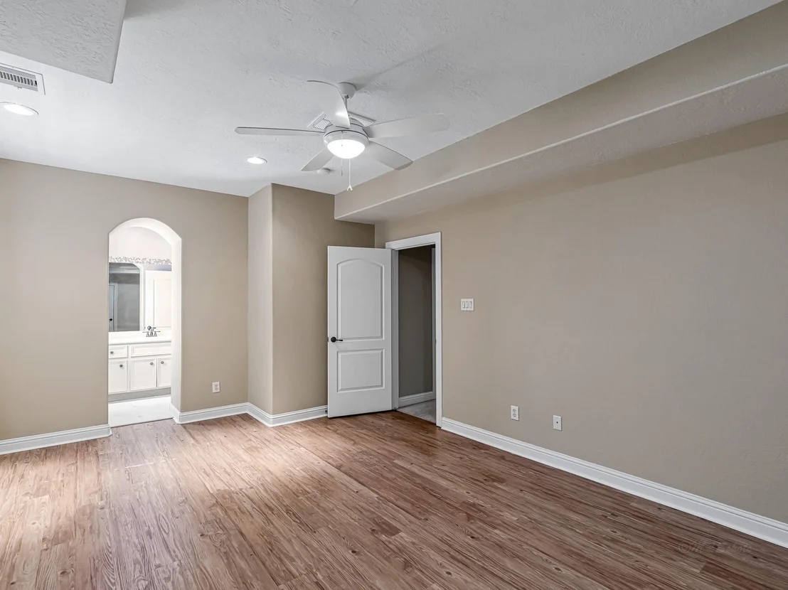 Photo of 1802 Sparrows Ridge