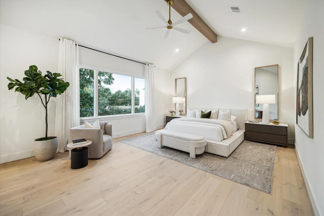 Photo of 1402 Pine Chase Drive