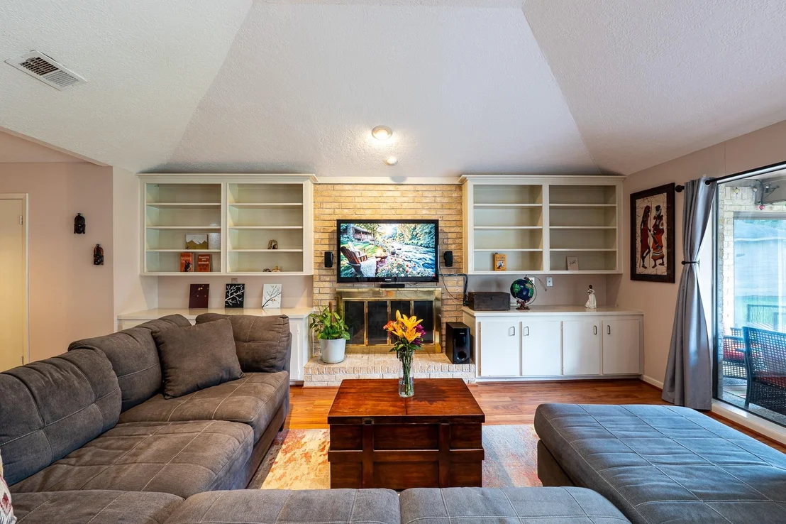 Photo of 7926 Quail Meadow Drive