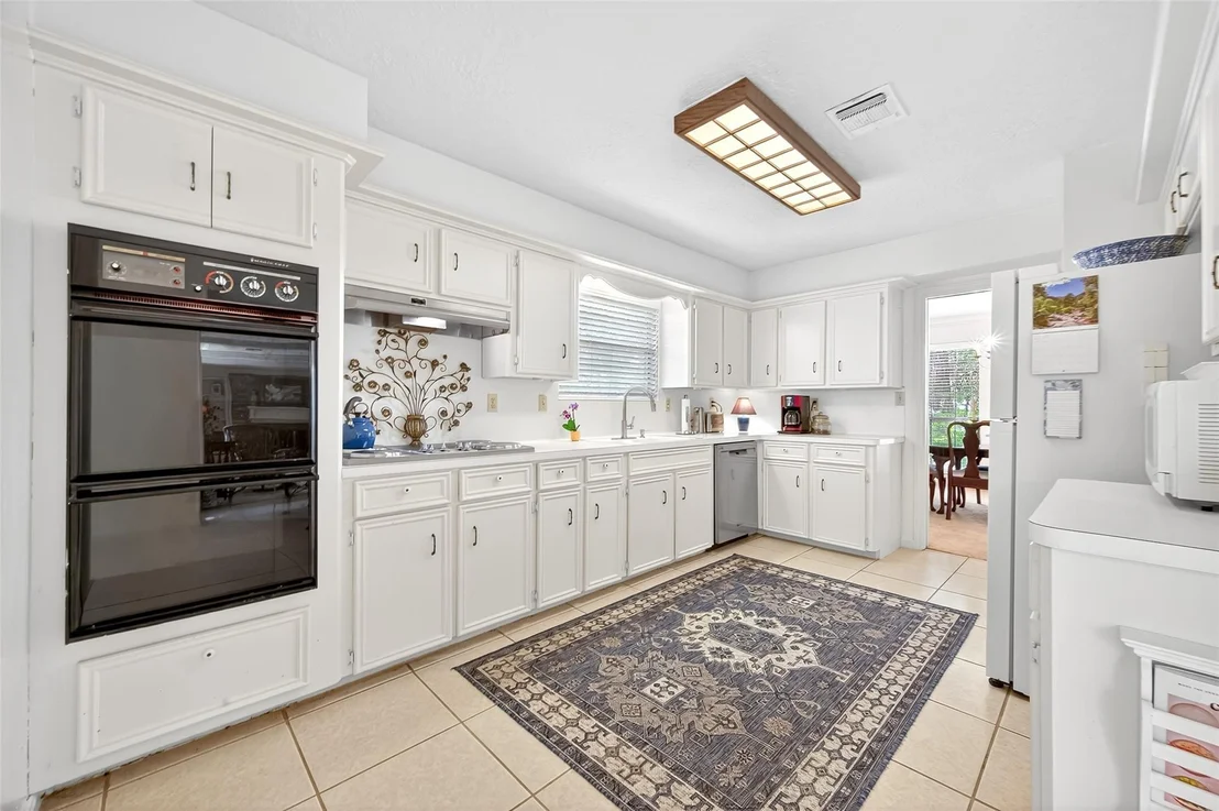 Photo of 3911 Highpines Drive