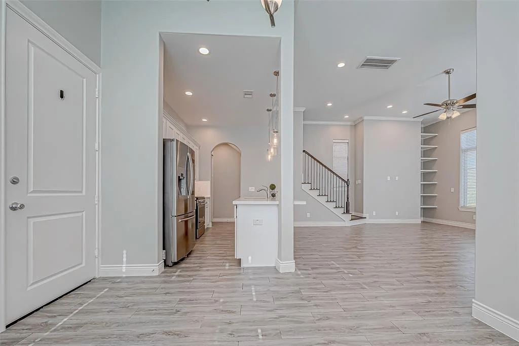 Photo of 8902 Spring Knoll Forest Drive