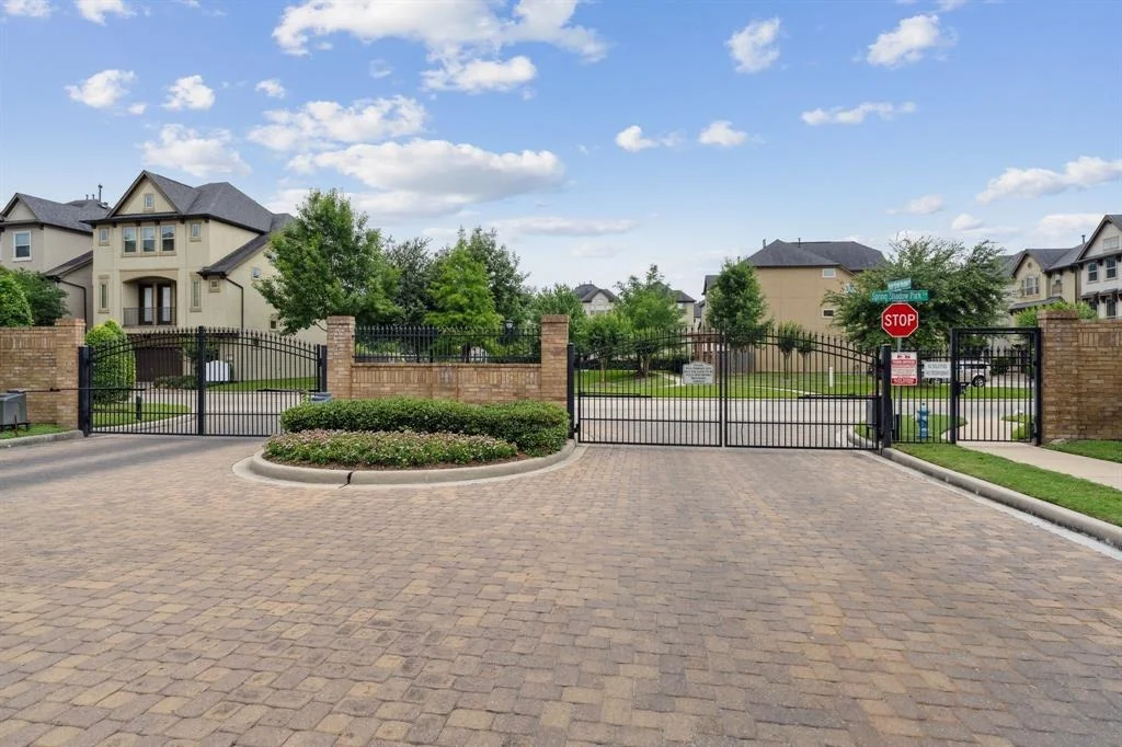 Photo of 10122 Spring Shadows Park Circle