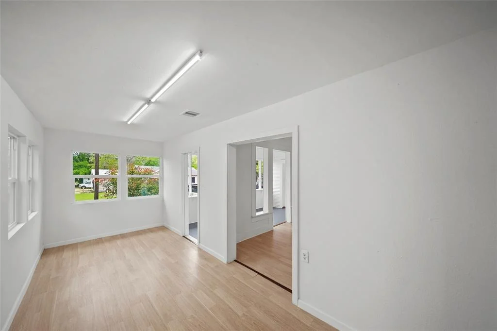 Photo of 910 Cable Street