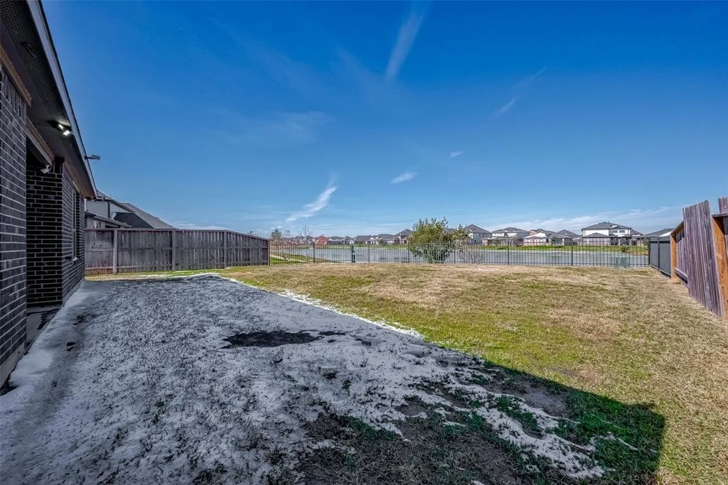 Photo of 28322 Hannahs Harbor Lane