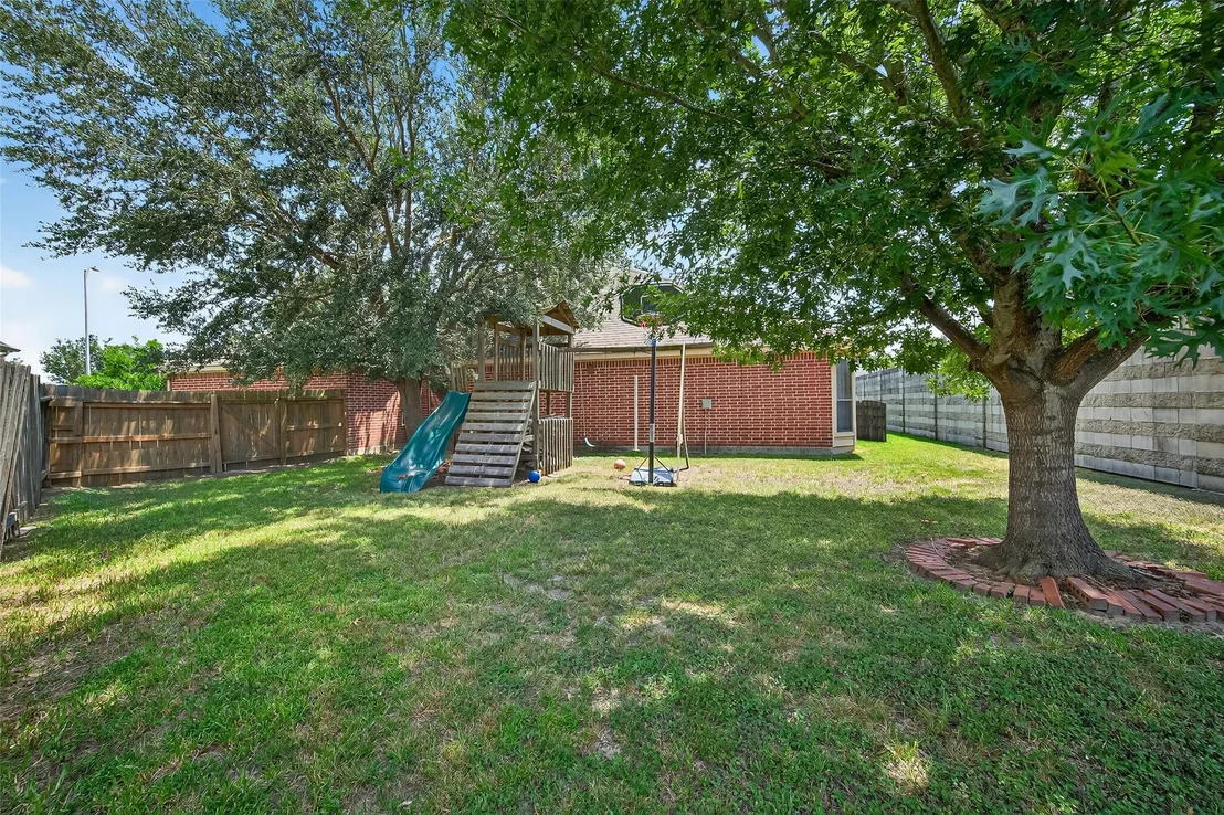 Photo of 16827 Newlight Bend Drive