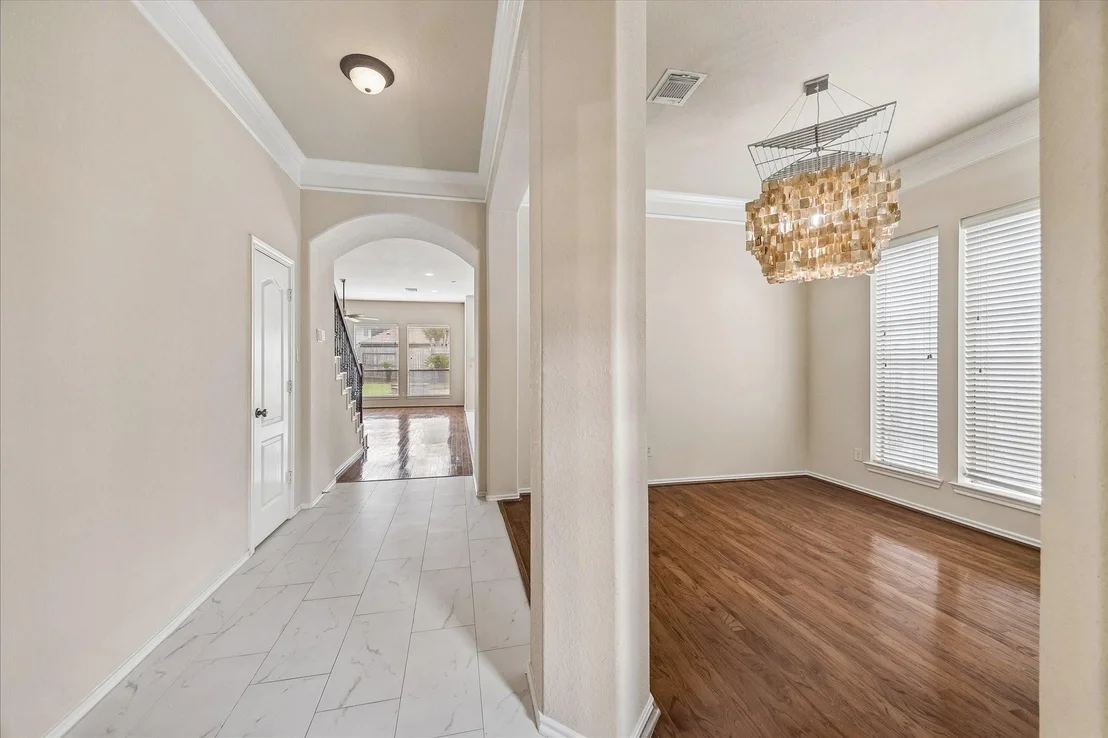 Photo of 8107 Whisper Point Drive
