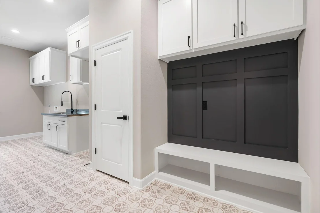 Photo of 7111 Lorna Road