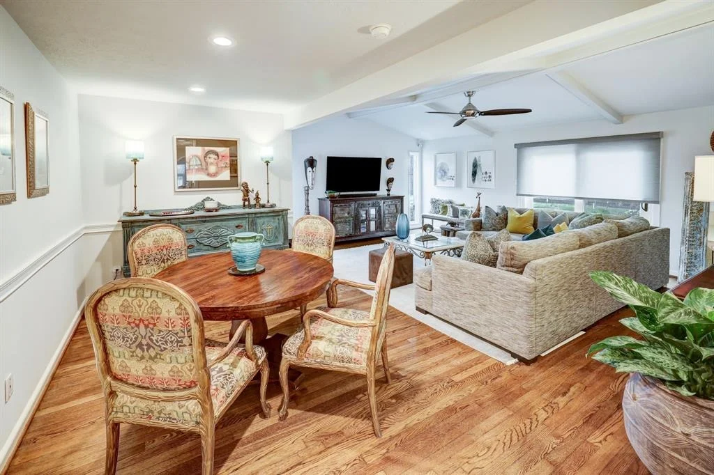 Photo of 2535 N Macgregor Way