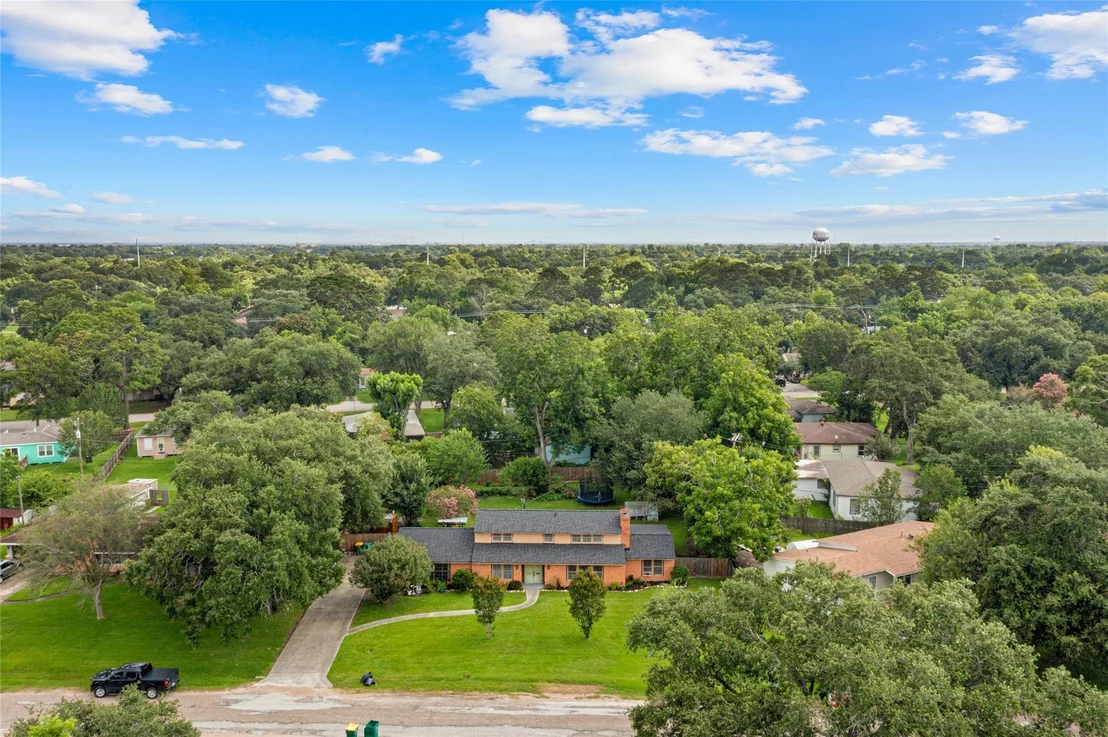 Photo of 1311 Lamar Drive
