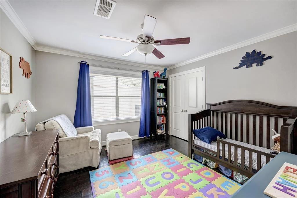 Photo of 5631 Benning Drive