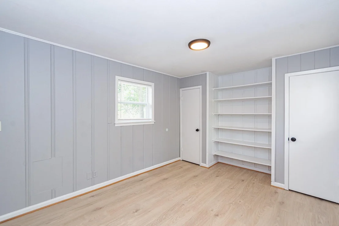 Photo of 802 Mobile Drive