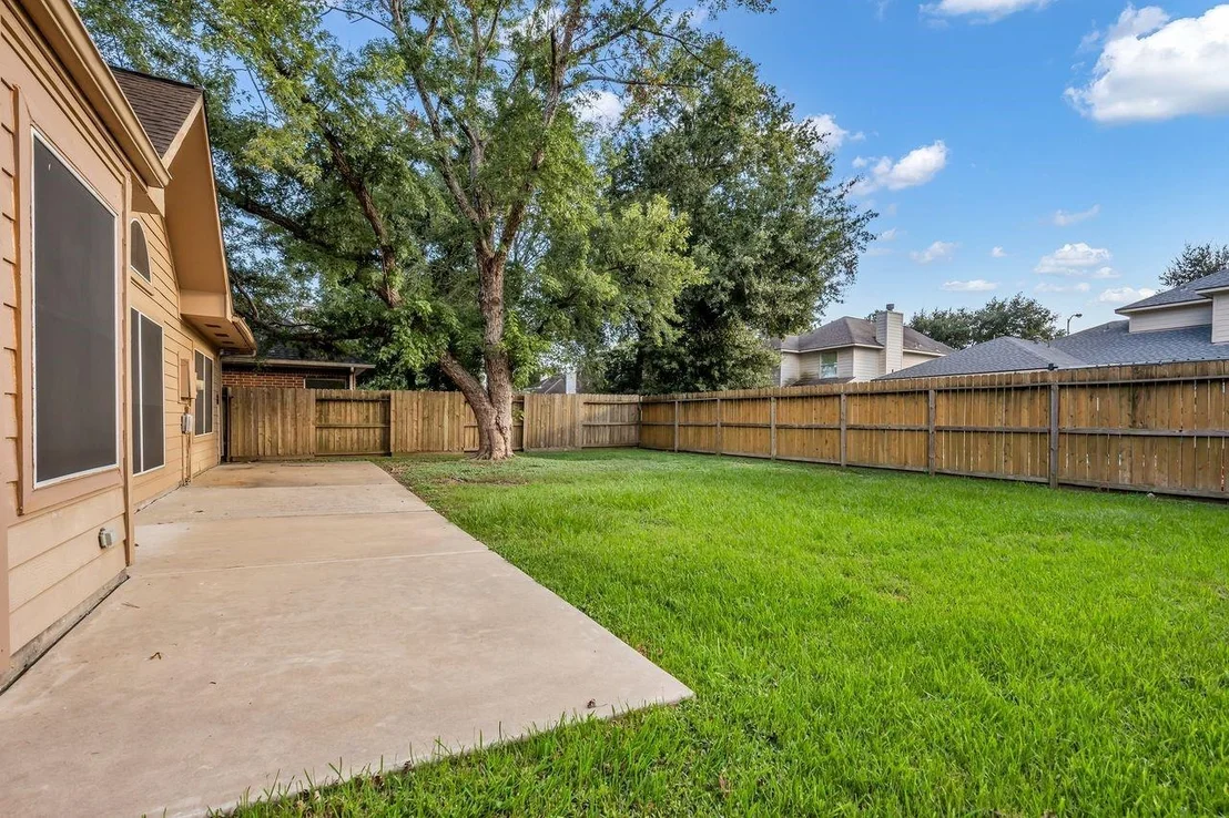 Photo of 23915 Spring Oak Drive