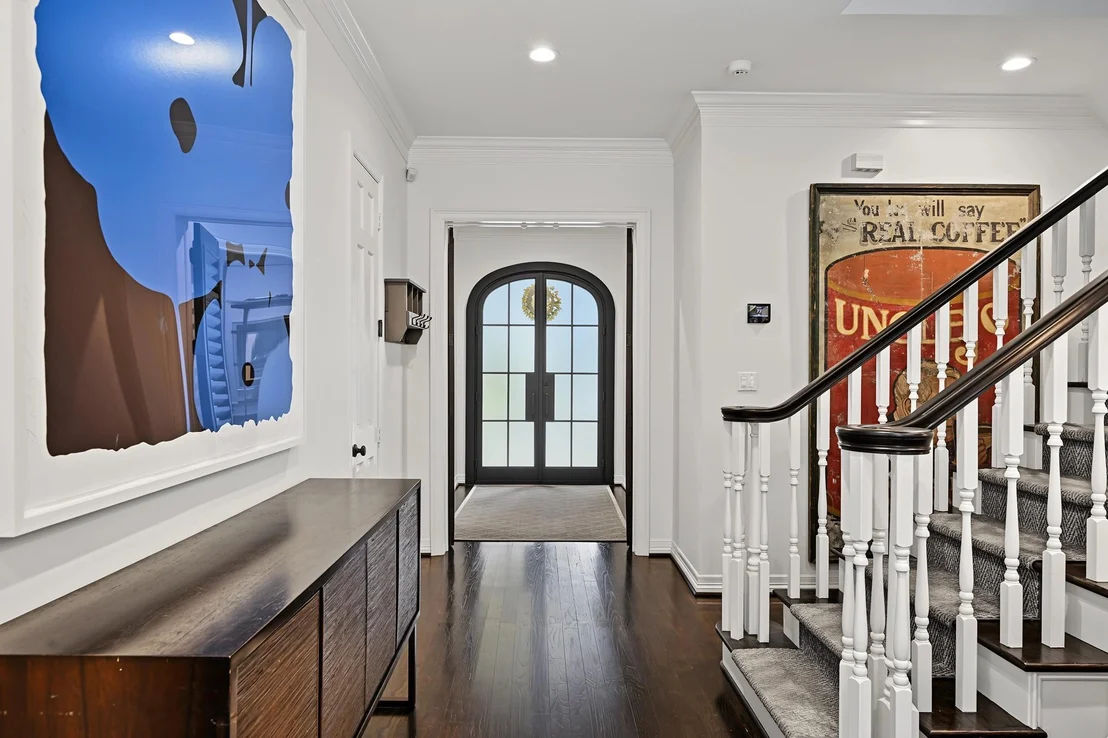 Photo of 3110 Plumb