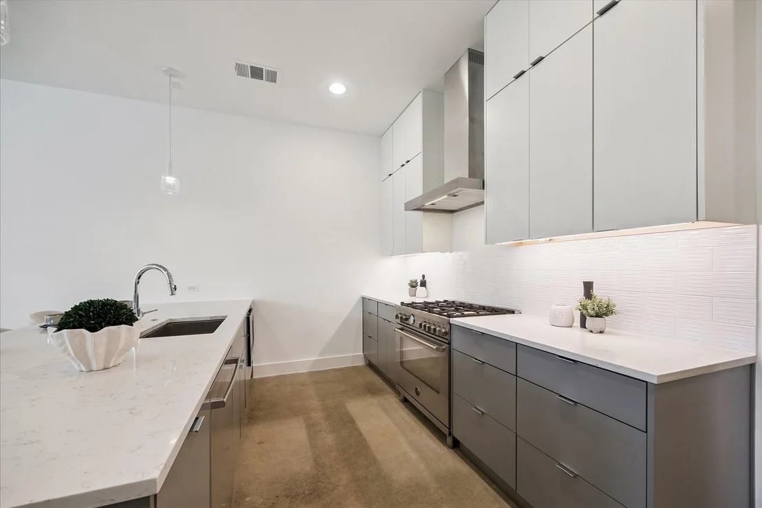Photo of 2147 Harold Street