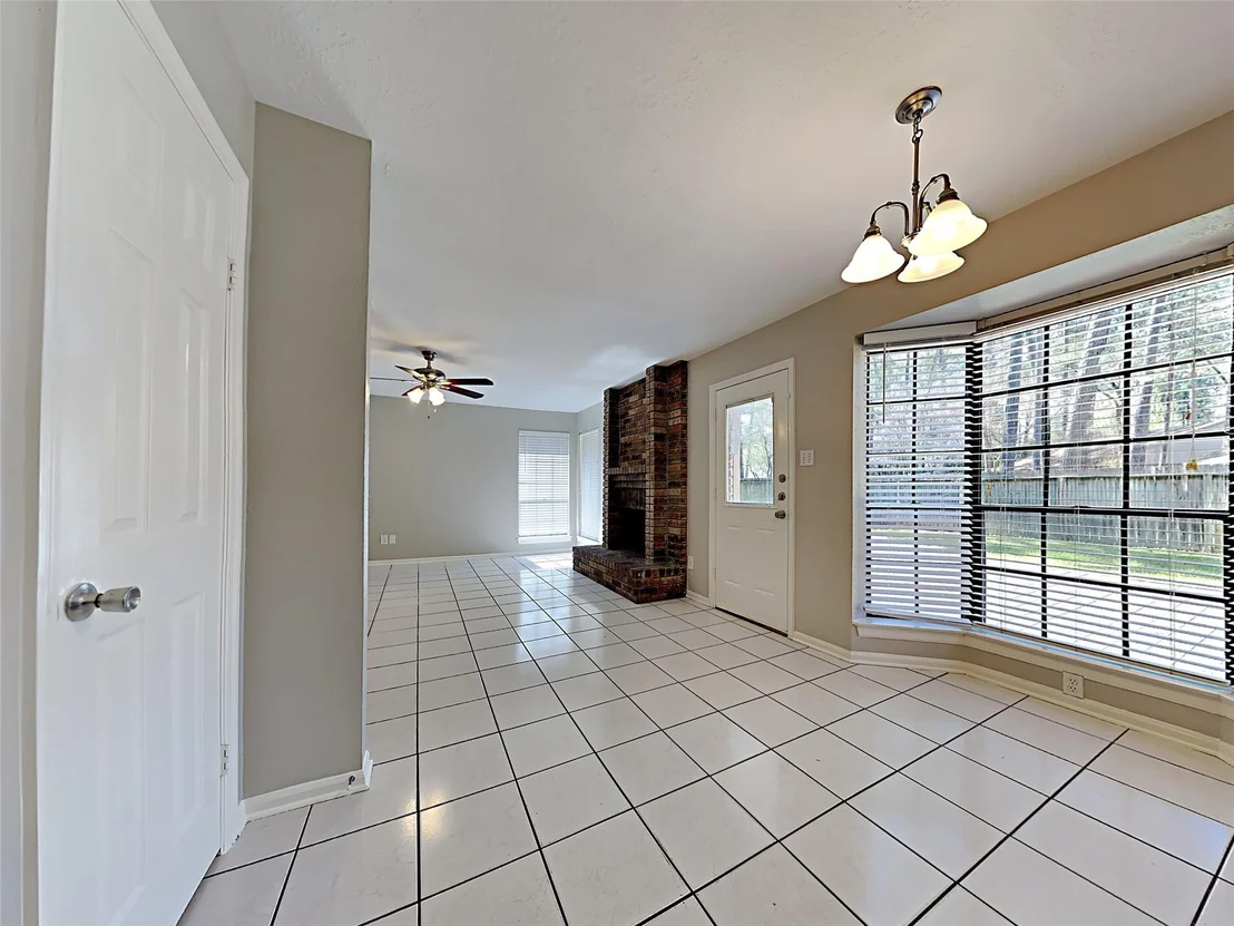 Photo of 158 E Pathfinders Circle