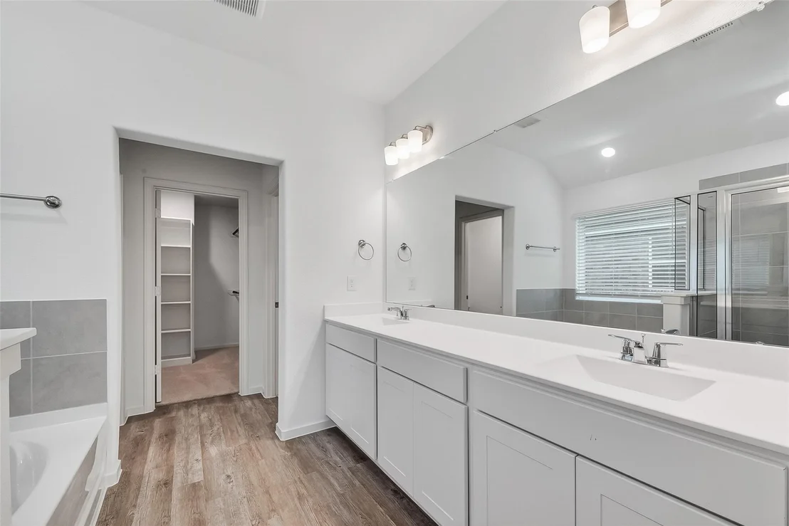 Photo of 3314 Rolling River Drive
