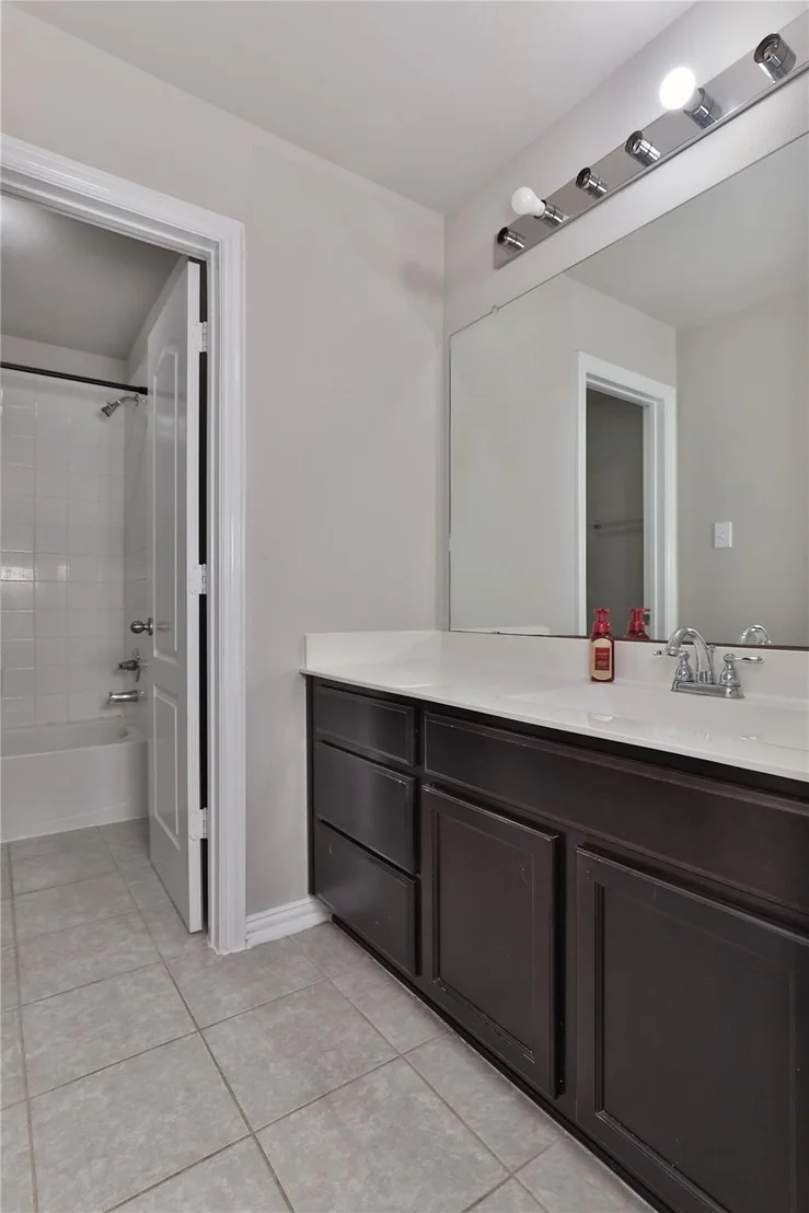 Photo of 107 Forest Bend Court
