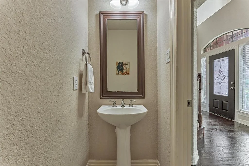Photo of 25322 Metzler Creek Drive