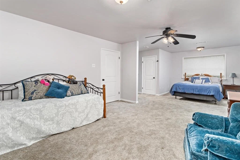 Photo of 7924 Golfhill Drive