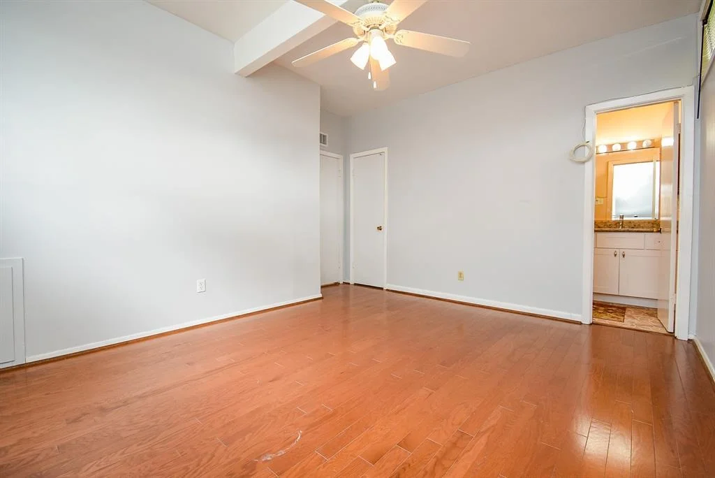 Photo of 7218 Tours Street
