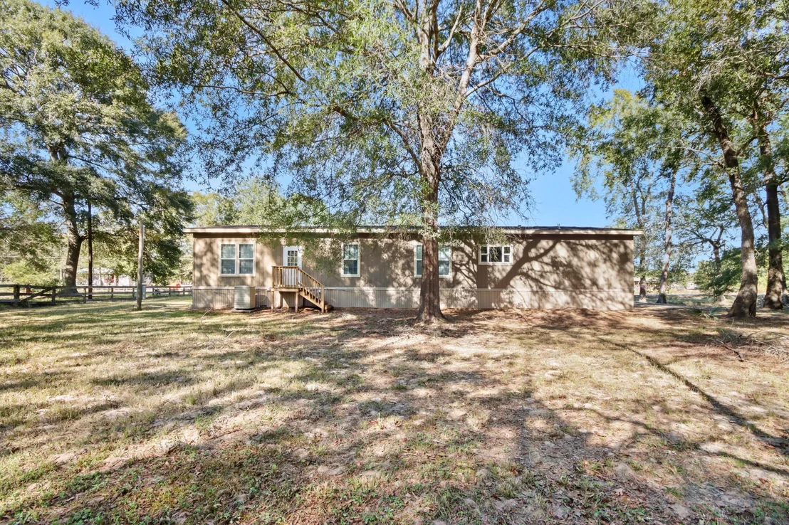 Photo of 27626 County Road 3745