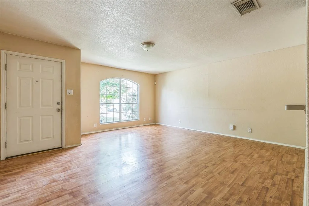 Photo of 8230 Grand Bend