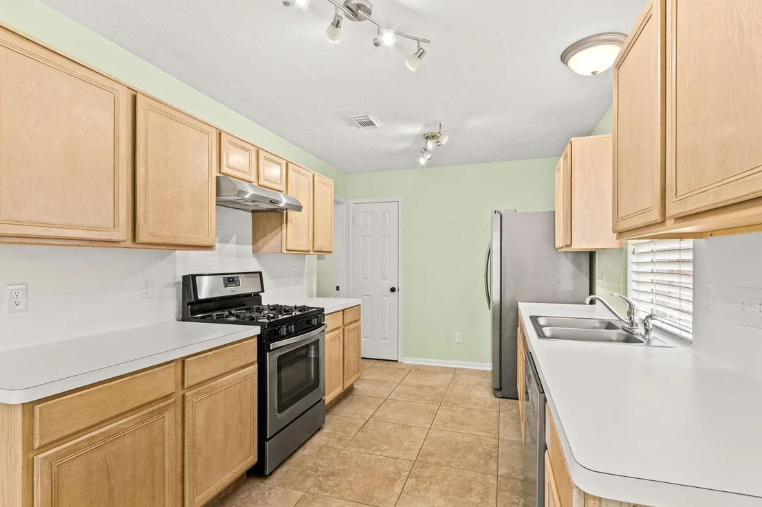Photo of 5013 Parkcrest Drive