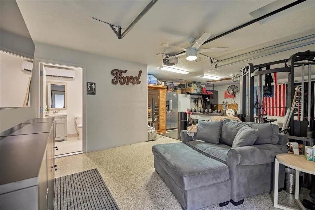 Photo of 40694 Damuth Drive