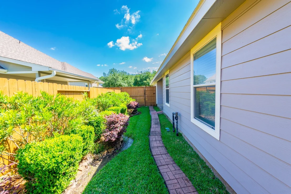 Photo of 5338 Garnetfield Lane