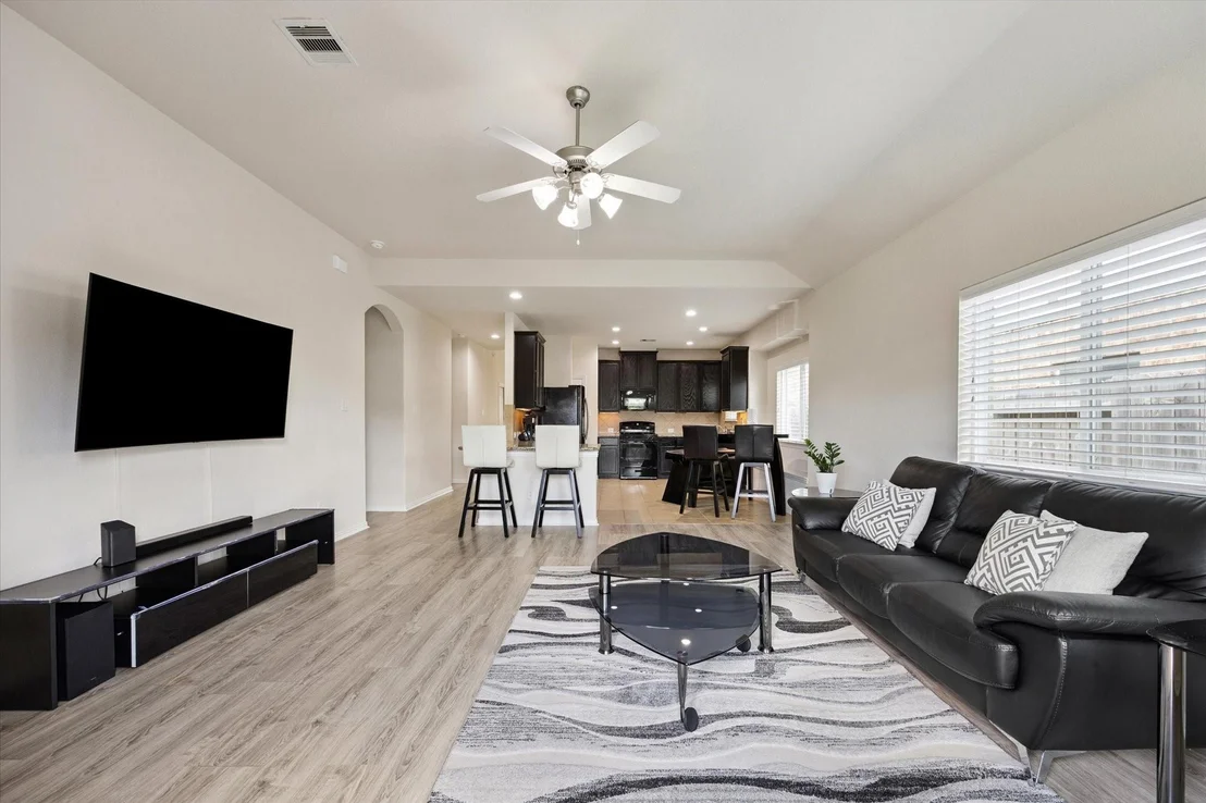 Photo of 2542 Pines Pointe Drive