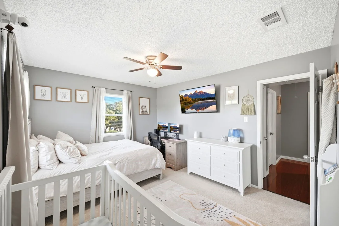 Photo of 133 Meadow View Boulevard