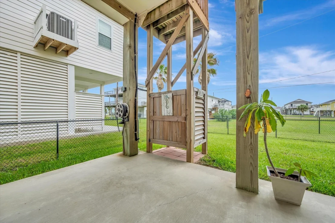 Photo of 23111 Miramar Circle