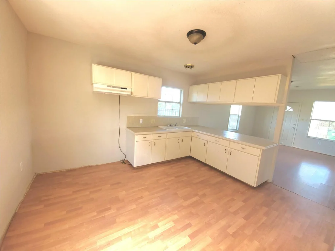 Photo of 9831 Bamboo Road