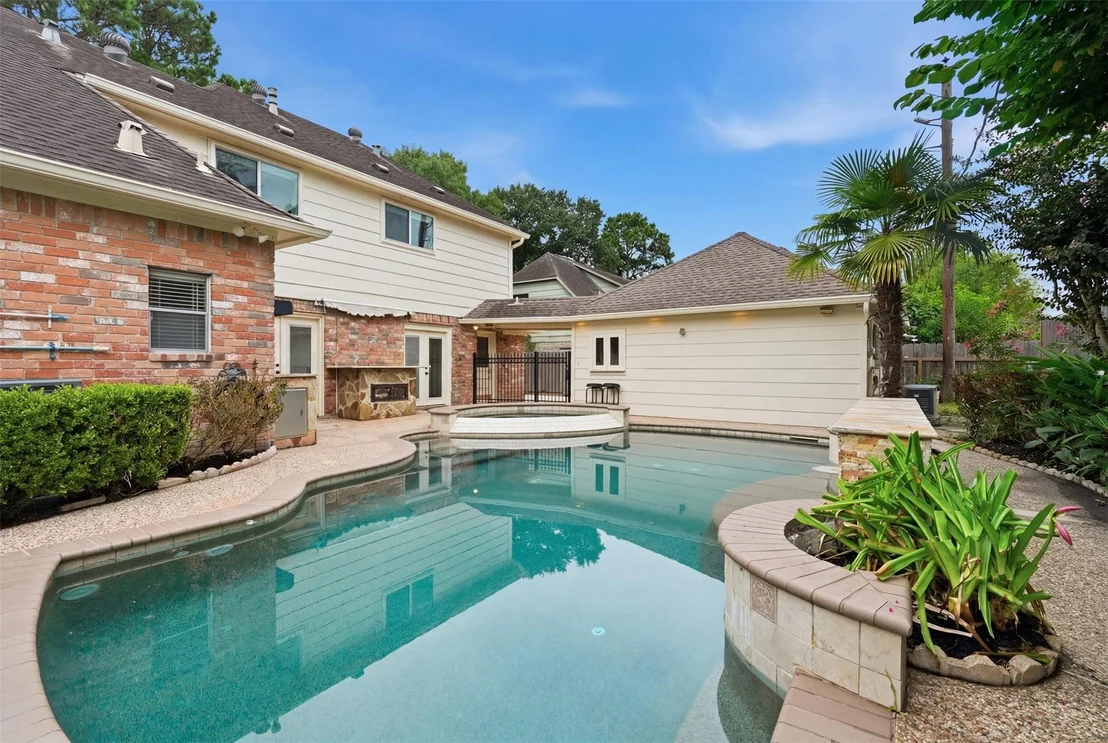 Photo of 8310 Mentmore Drive
