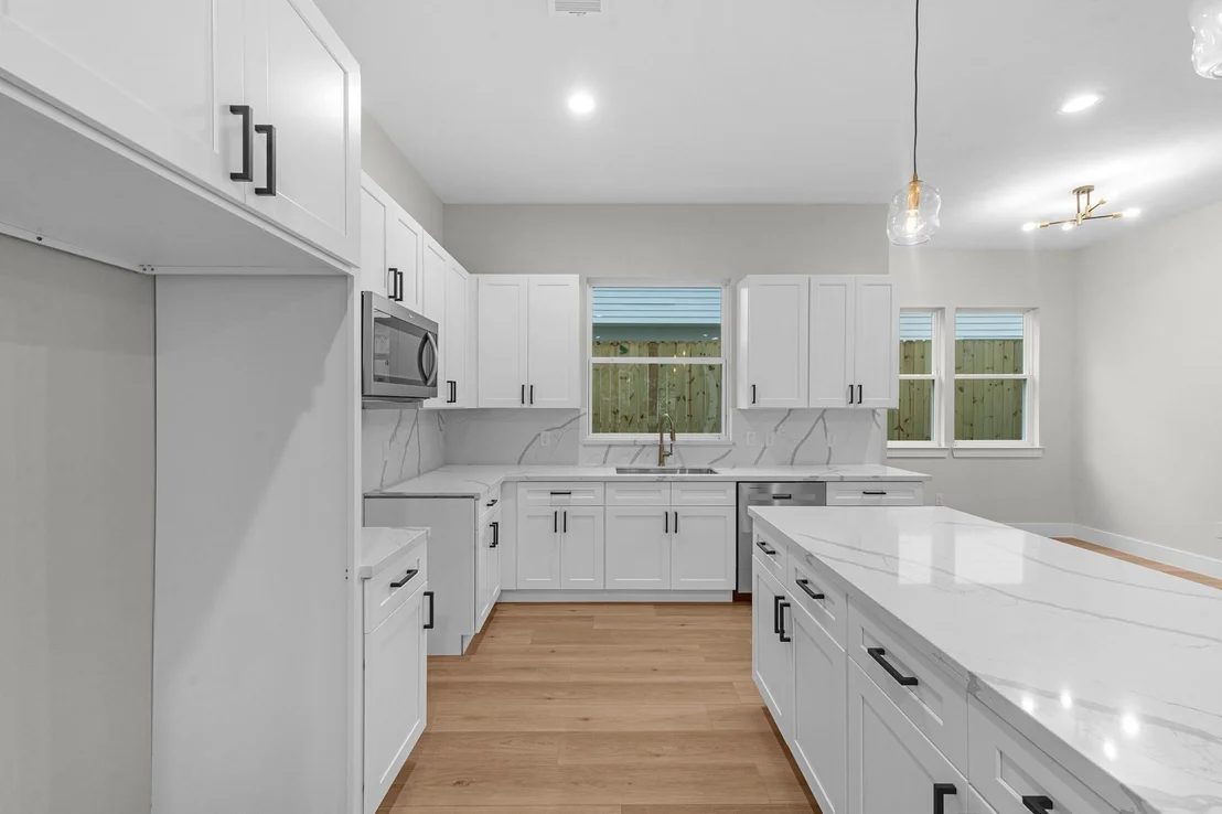 Photo of 2347 Knoblock